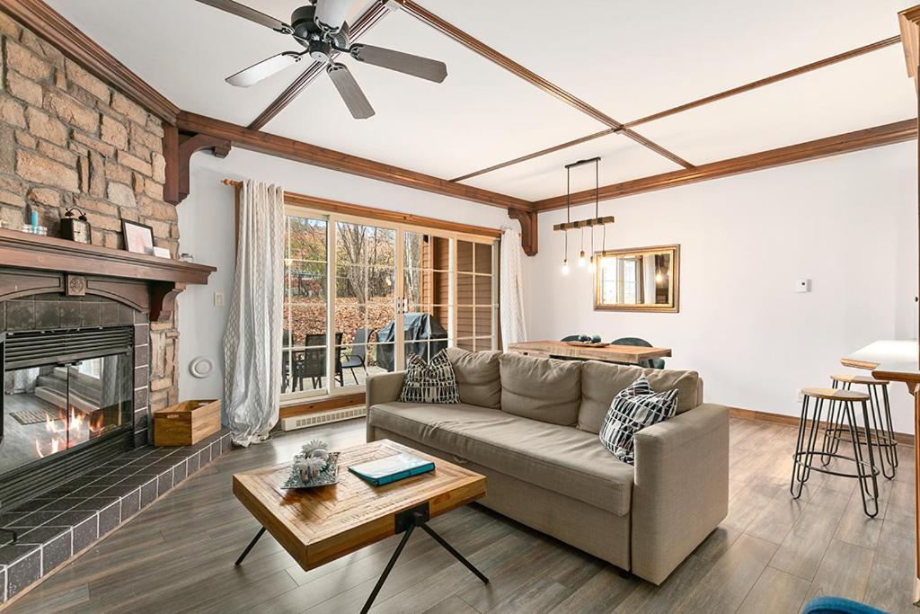 Le Manoir 106-7 By Escapades Tremblant Apartman Mont-Tremblant Kültér fotó