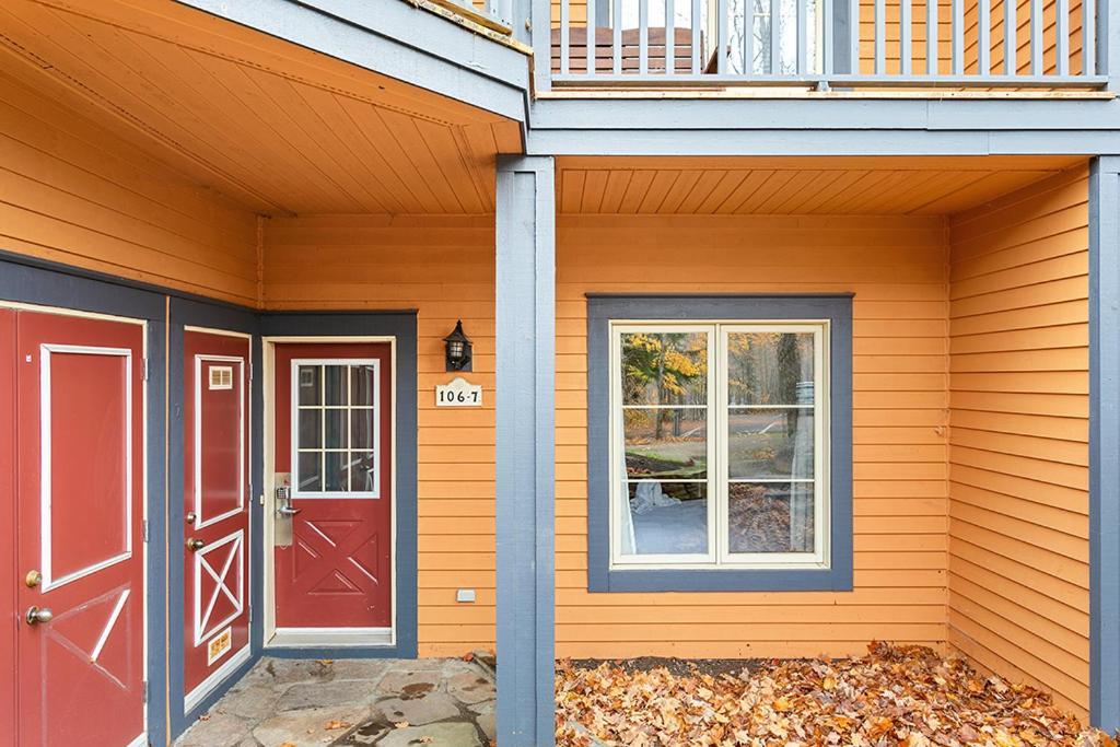 Le Manoir 106-7 By Escapades Tremblant Apartman Mont-Tremblant Kültér fotó